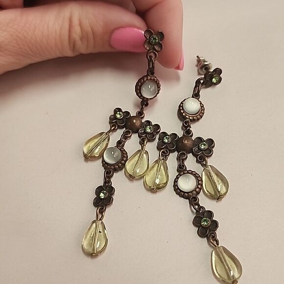 Gorgeous Chandelier Earrings Bronze Green Rhinestone Flower Dangle Drop Womens - Picture 2 of 4